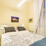 Kiwi In The Heart Of With Free Parking * Budapešť
