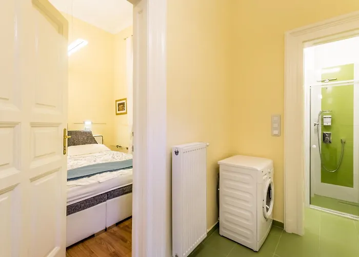 아파트 Kiwi In The Heart Of With Free Parking *